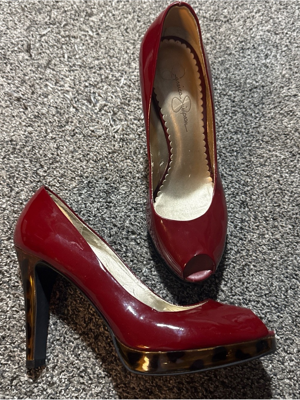 Jessica Simpson Scarlet Red Patent Leather Tortoise High Heel Leopard Size 8B